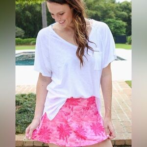 Knot Responsible Pink Palm Skort - M pink.  NWOT , nylon spandex retail 138